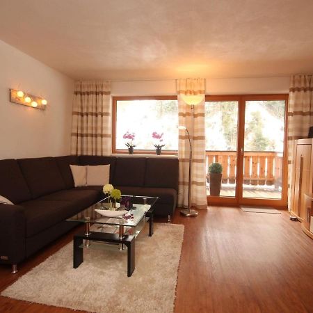 Boutique Apartment In Brixen With Mountain View Brixen im Thale Bagian luar foto