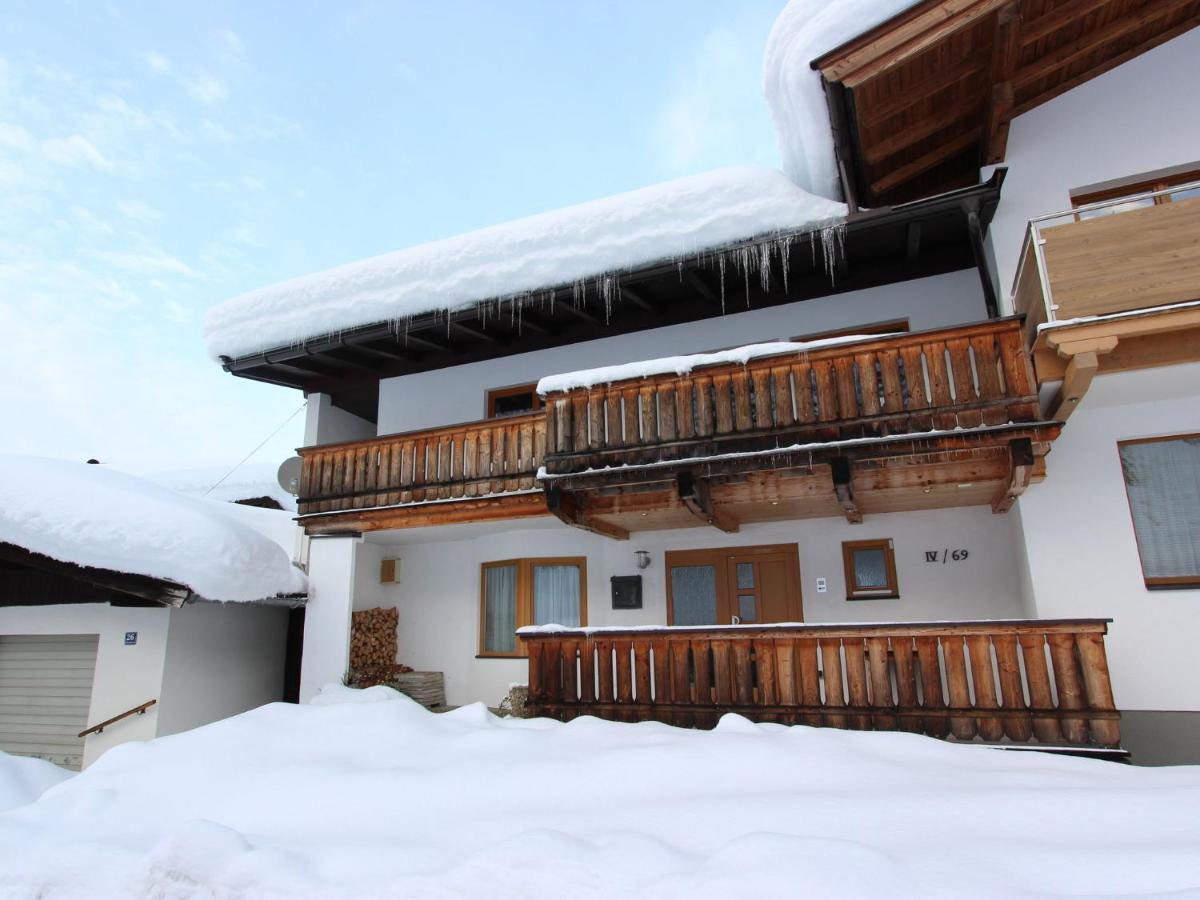 Boutique Apartment In Brixen With Mountain View Brixen im Thale Bagian luar foto