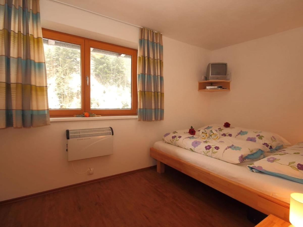 Boutique Apartment In Brixen With Mountain View Brixen im Thale Bagian luar foto